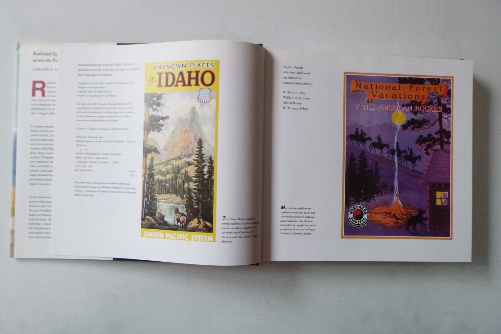 Railroad Signatures Across the Pacific Northwest, C. Schwantes (hardcover, 1993)