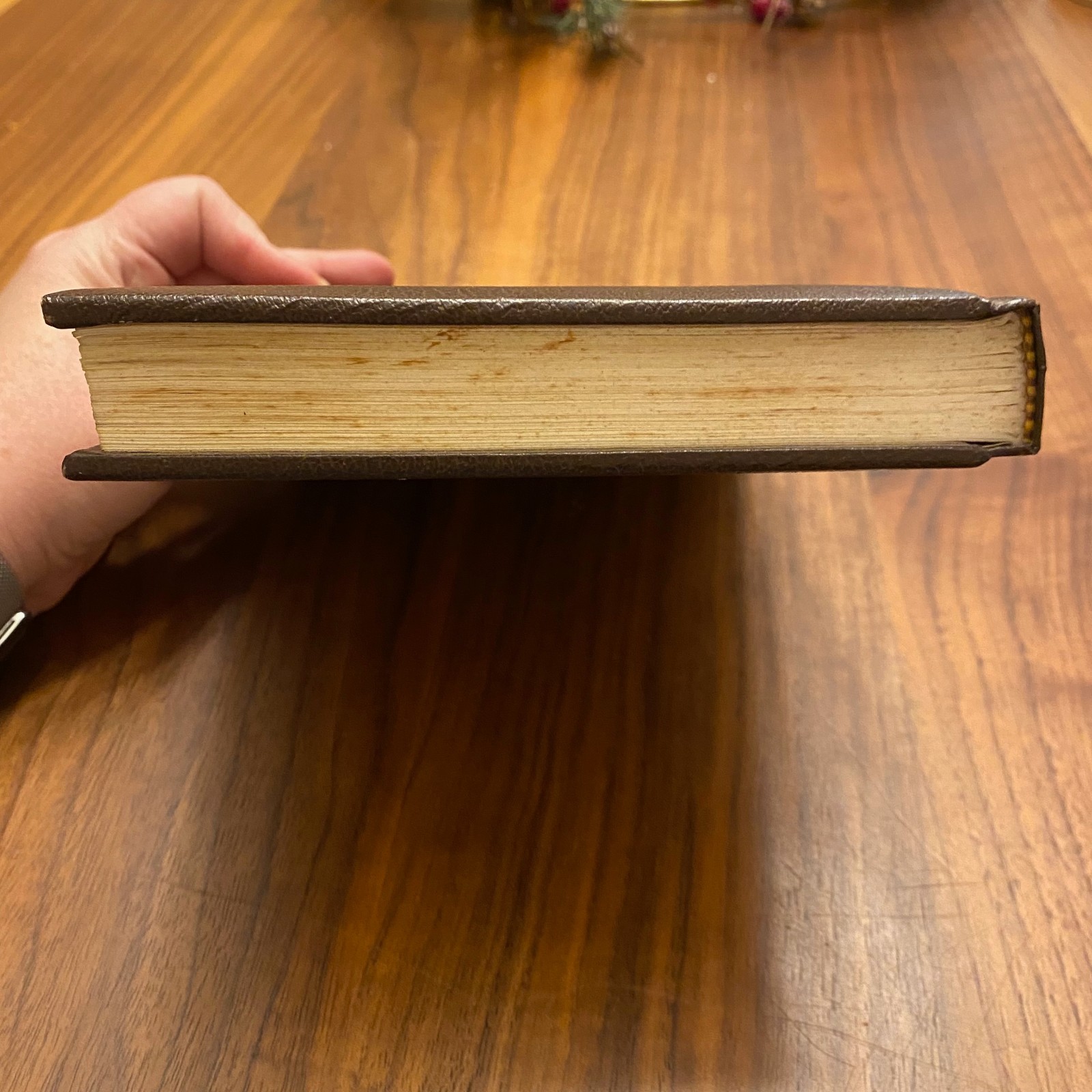 Louis L’amour LEATHERETTE Books – YOU PICK TITLES – Buy 4+, Save 15%