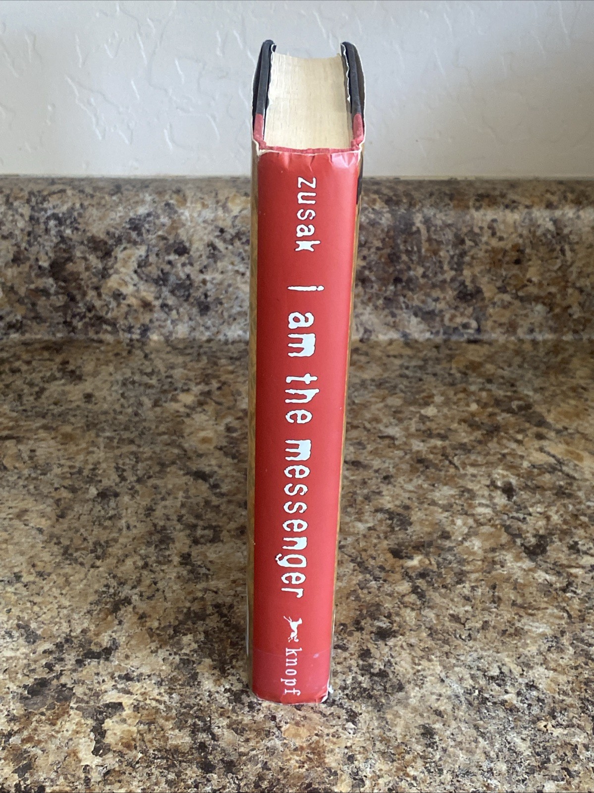 I am the Messenger SIGNED by Markus Zusak -Book Thief- 1st Ed. Very Good HC