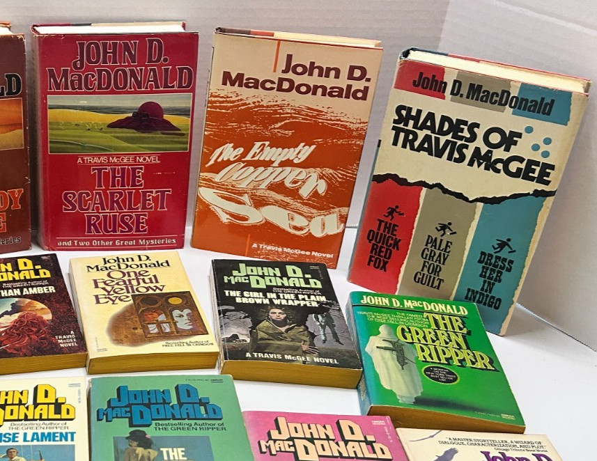 John D. MacDonald Vtg Lot Travis McGee Books 20 Volumes Hardcover & Paperback