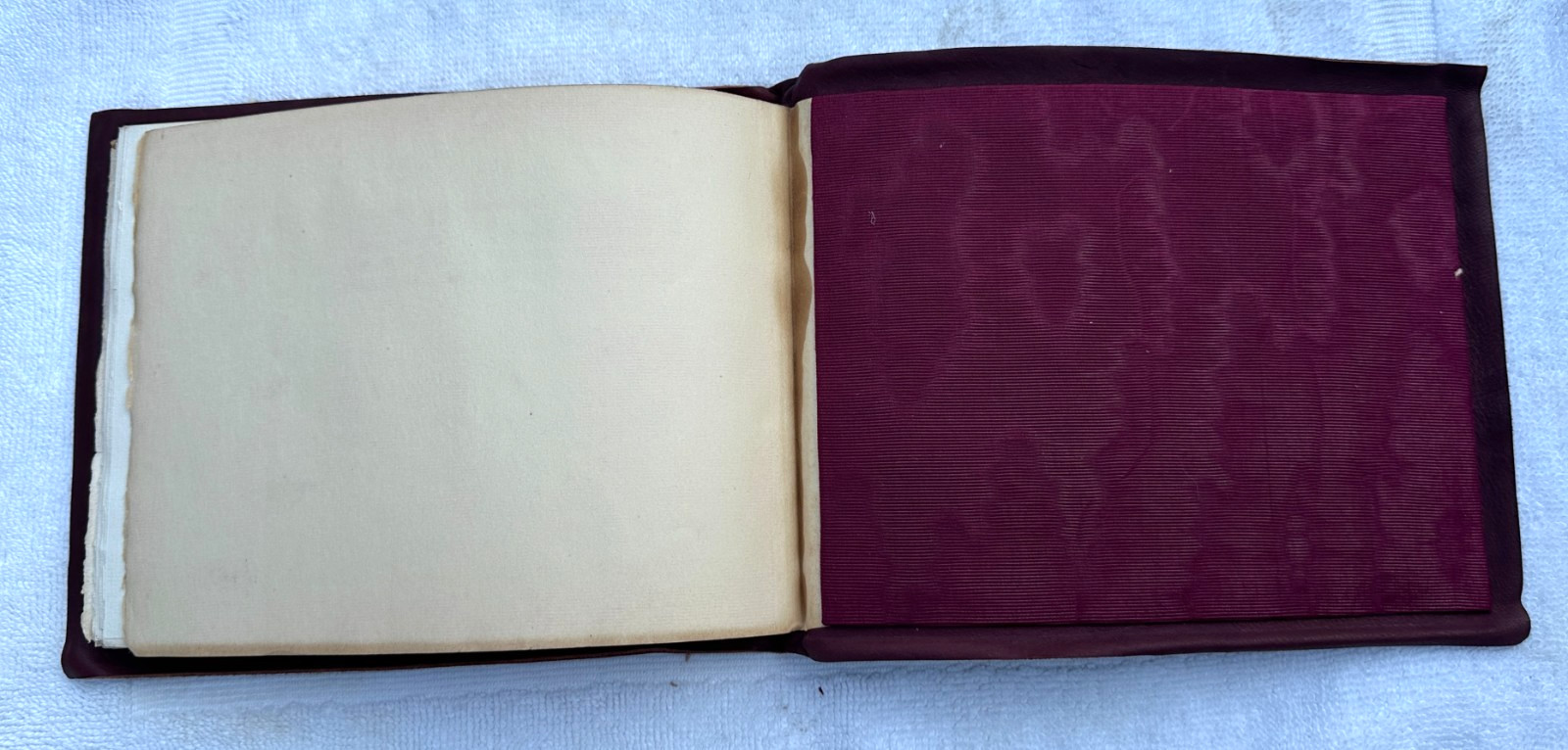 Vintage 1922 The Rubaiyat Of Omar Khayyam Suede Cover Book by Roycrofters w/ Box