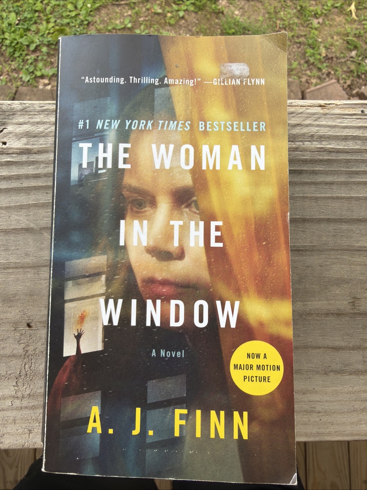 Woman in the Window [Movie Tie-In] : A Novel by A. J. Finn (2020, Mass Market)