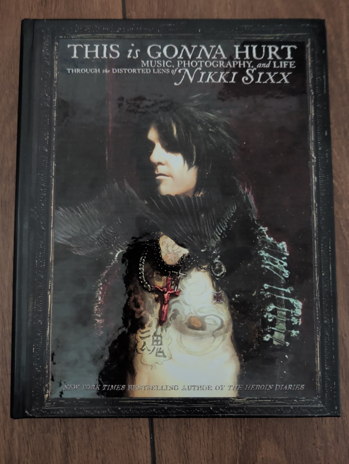 Nikki Sixx Signed “This Is Gonna Hurt” 1st Edition 2011 Autographed Motley Crue