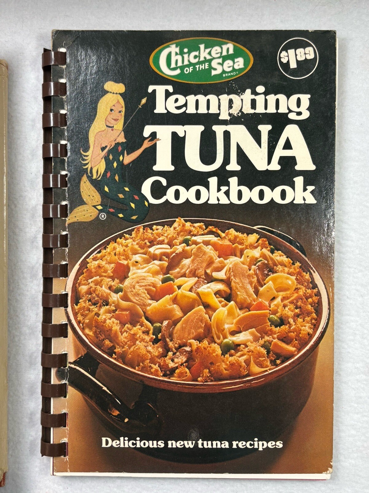 Tempting Tuna Cookbook 1976 Chicken Of The Sea 128 pages VTG