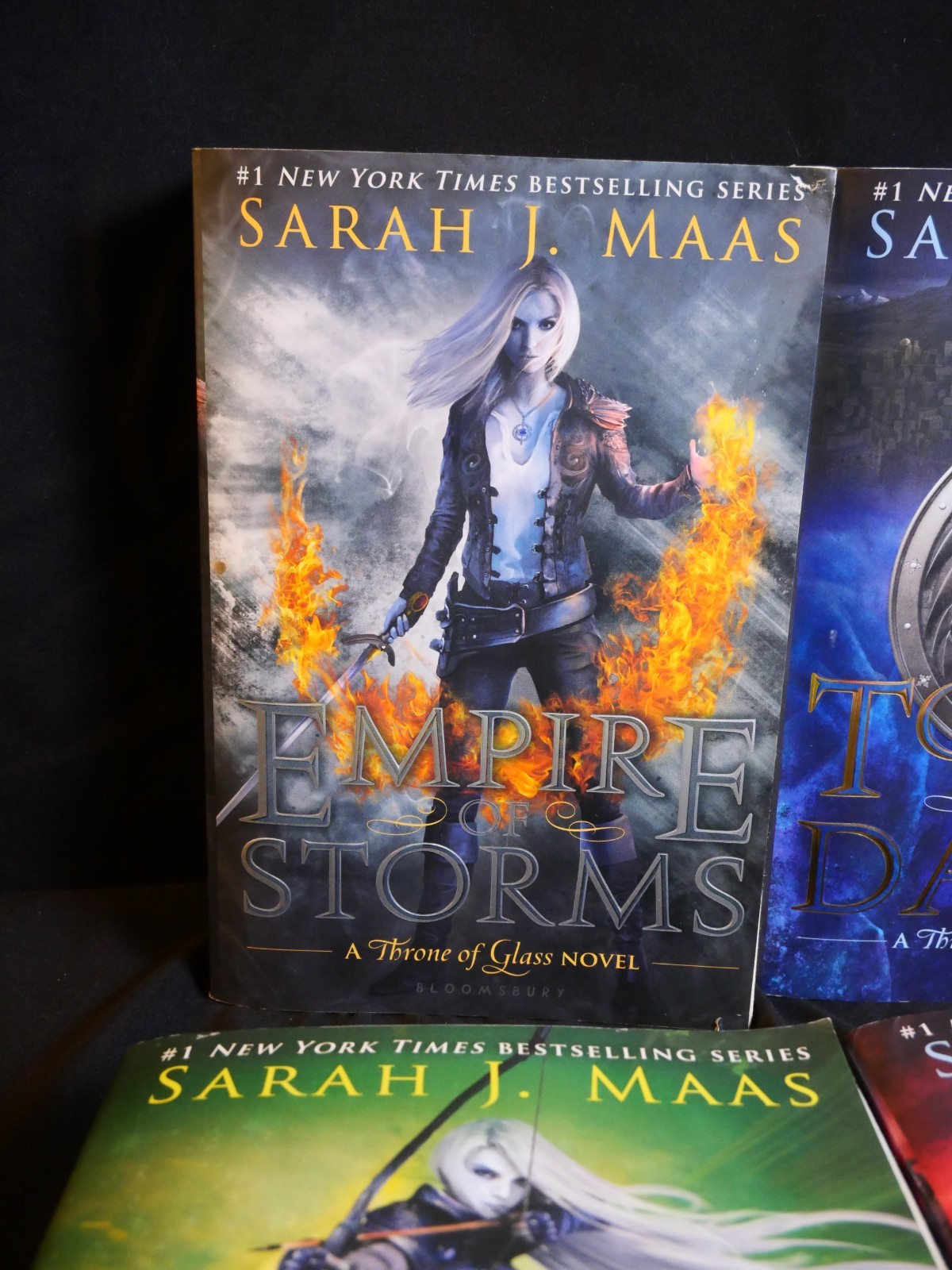 Sarah J. Maas Mixed Series Lot – A Throne of Glass, Crescent City, A Court of…