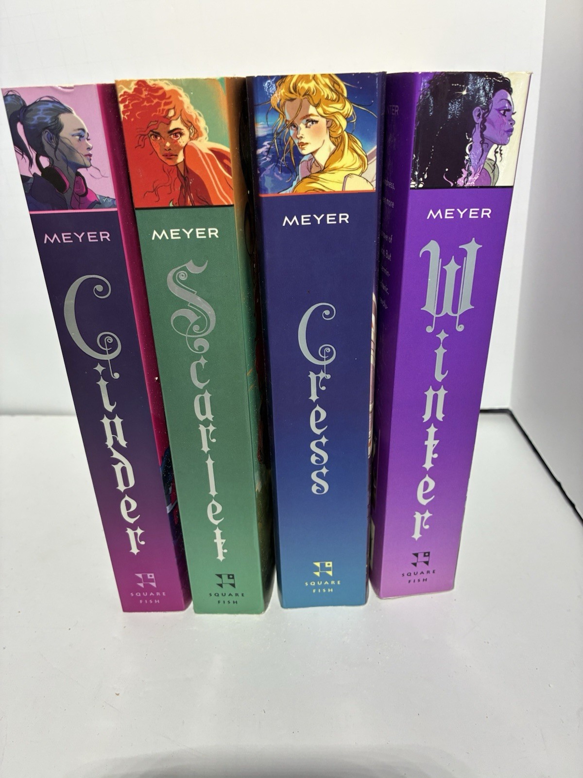 THE LUNAR CHRONICLES – Cinder, Scarlet, Cress, Winter – Square Fish Edition