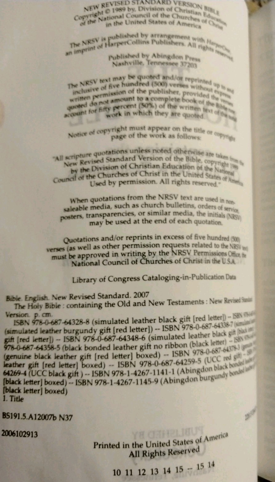 Black/Bonded Leather Bible Premium NRSV New Revised Standard Version Gilded edge