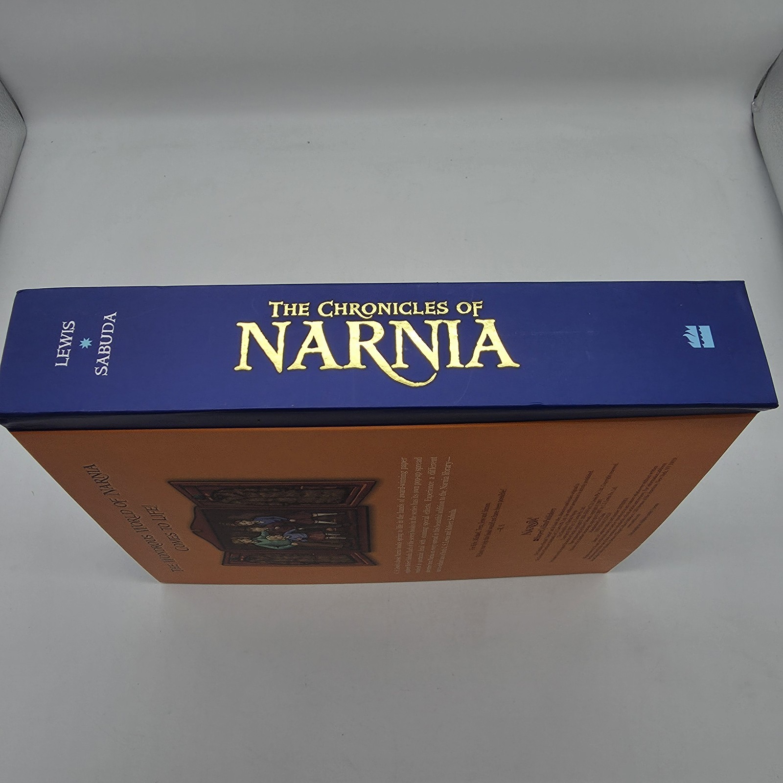 The Chronicles Of Narnia Pop-Up Book C.S. Lewis Robert Sabuda 2007