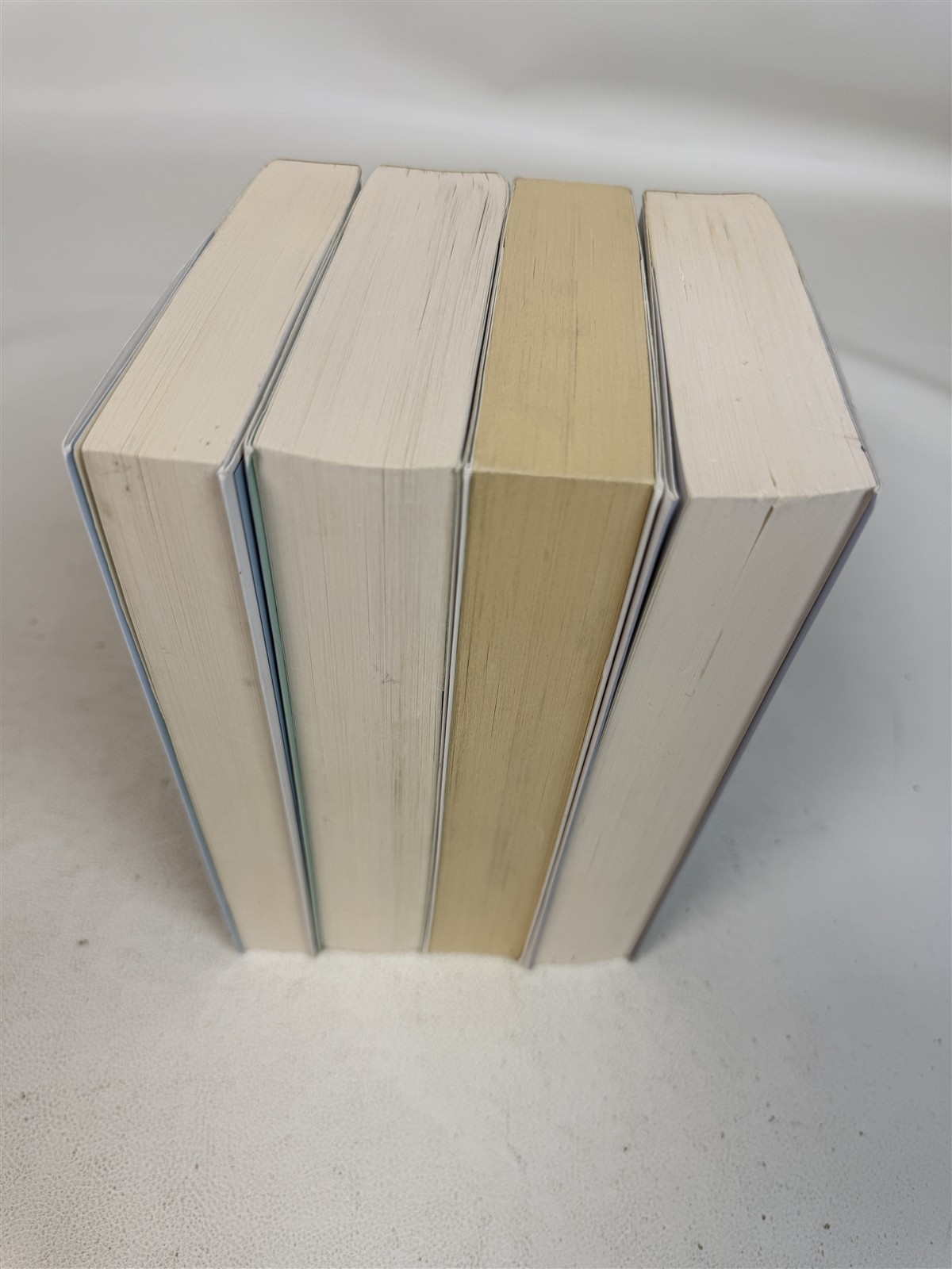 Elena Ferrante Complete Set 4 Neapolitan Novels My Brilliant Friend plus sequels