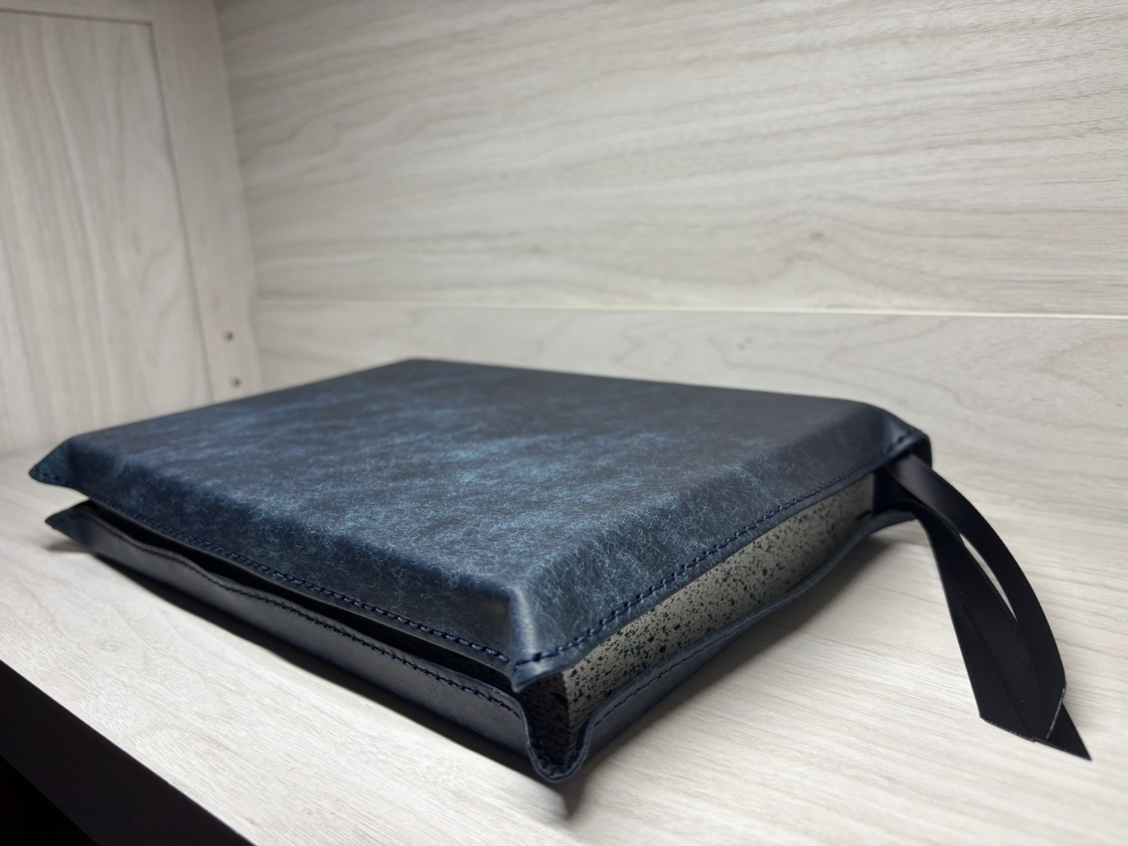 LSB Large Print- Wide Margin Badalassi Carlo Pueblo Sapphire Bible – Rebind