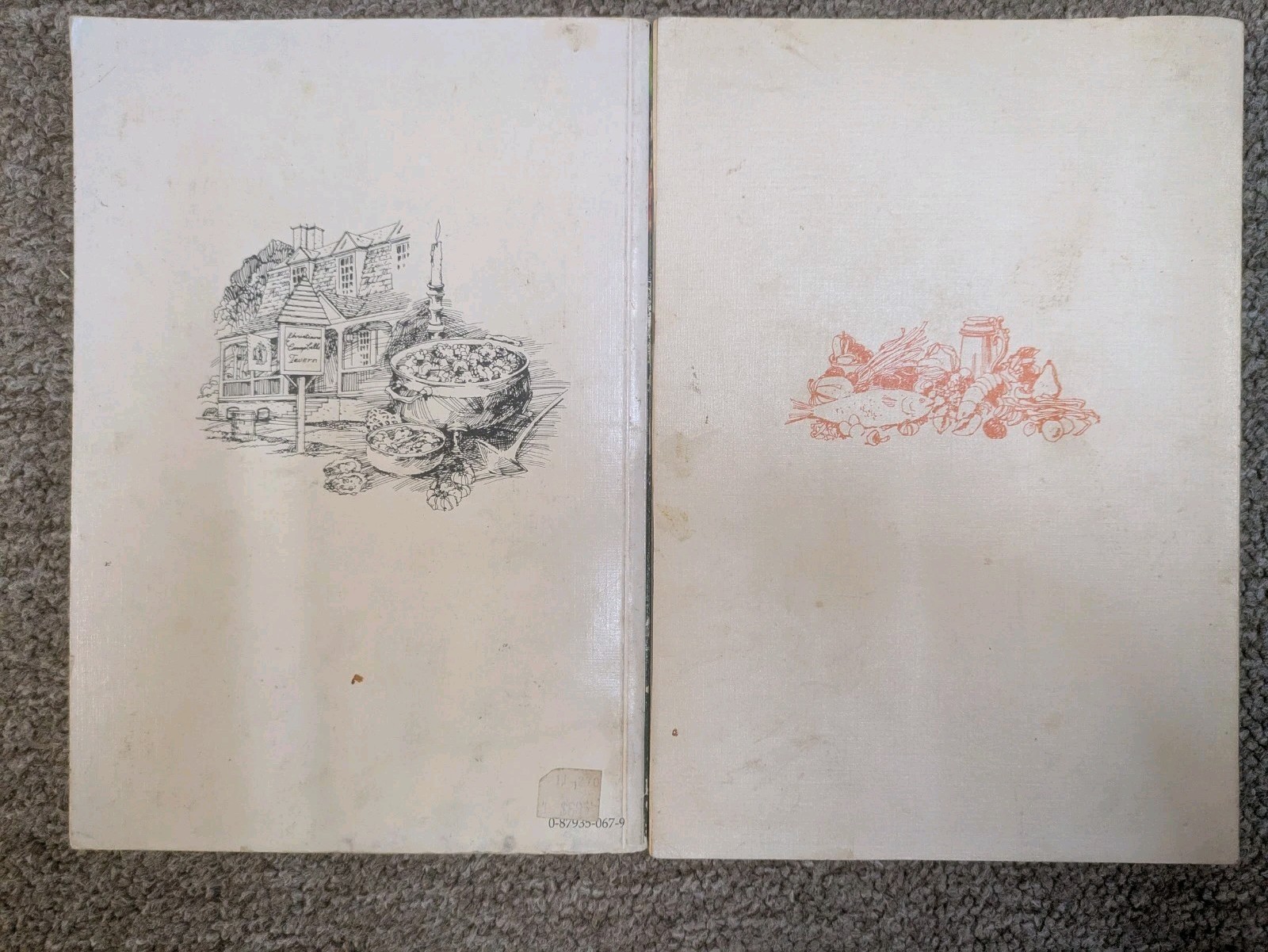 Lot Of 2 VINTAGE Williamsburg Cookbooks – Favorite Meals (1984) & Cookbook 1976