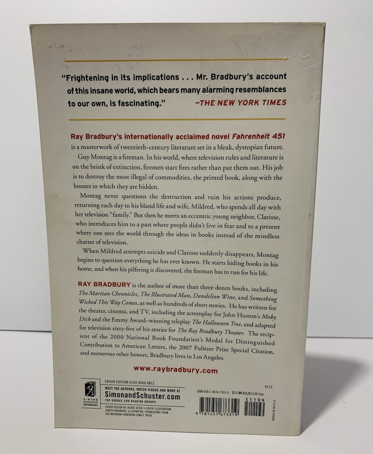 Fahrenheit 451 Ray Bradbury 2012 Simon & Schuster Paperback Dystopian Classic